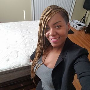 Meet your Posher, Tina